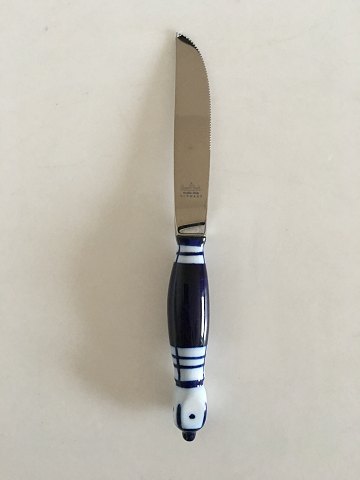 Blue Bjorn Siena Wiinblad for Rosenthal Knife with Grill Blade. Porcelain and 
Steel