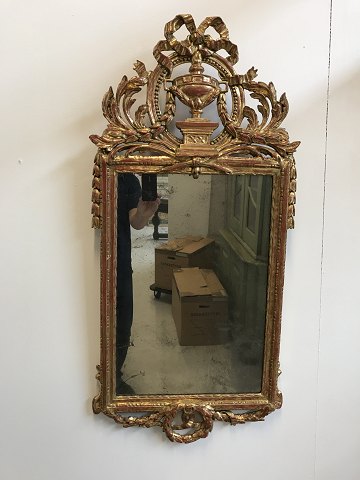 Louis- Seize 
Mirror