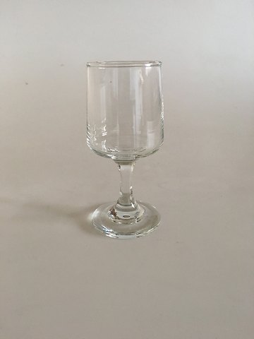 Mandalay Hedvinsglas Holmegaard. 10.2 cm H