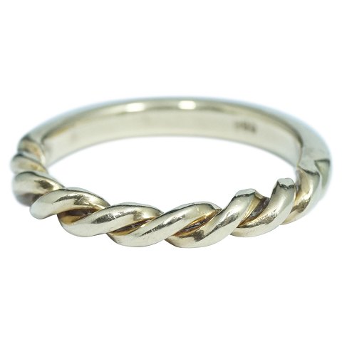 Ring of 14k gold, twisted/plain