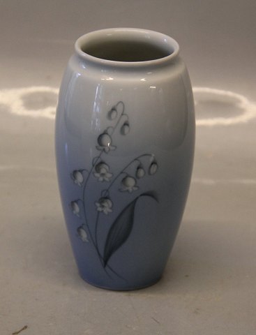 B&G Porcelain B&G 157-5254 Lilly Vase 13.3 cm Convalla