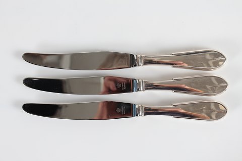 Hans Hansen Silver
Arvesølv no. 1
Dinner knives
L 25 cm