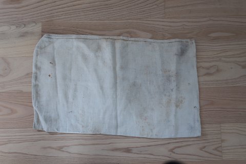 An antique sack from Denmark
61cm x 37cm
We have a good selection of old sacks, with or without different texts