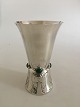 Danam Antik 
præsenterer: 
Georg 
Jensen Sterling 
Sølv Vase No. 
116 prydet med 
Grønne Agater.