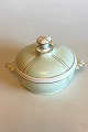 Bing & Grondahl Service with green decoration with gold on form 507(Herregaard) 
Round Tureen with Lid