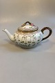 Danam Antik 
presents: 
Royal 
Copenhagen 
Flora Danica 
Tea Pot No. 
3631 / 143