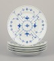 L'Art presents: 
Royal 
Copenhagen Blue 
Fluted Plain. A 
set of five 
lunch plates in 
porcelain.