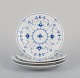 L'Art presents: 
Royal 
Copenhagen Blue 
Fluted Plain. 
Four plates.