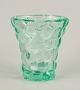 L'Art presents: 
Pierre 
Gire, also 
known as Pierre 
d'Avesn, 
France, Art 
Deco vase in 
green art 
glass.