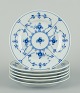 L'Art presents: 
Royal 
Copenhagen Blue 
Fluted Plain, 
six dessert 
plates in 
hand-painted 
porcelain.
