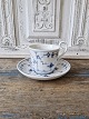 Karstens Antik 
presents: 
Royal 
Copenhagen Blue 
fluted large 
high-handled 
cup no. 72
