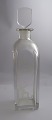 Lundin Antique 
presents: 
Orrefors. 
Crystal 
decanter. 
Height 31 cm.