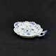 Harsted Antik 
presents: 
Blue 
Fluted Full 
Lace rare tray