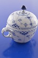 Klits Antik 
presents: 
Royal 
Copenhagen Blue 
fluted half 
lace Sugar Bowl 
605