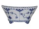 Antik K 
presents: 
Blue 
Fluted Full 
Lace
Rinsing bowl 
on four feet