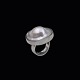 Bestik.dk 
presents: 
Janne 
Buchhave 
Tofteberg. 
Sterling Silver 
Ring with Mabé 
Pearl.