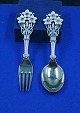 Antikkram 
presents: 
Michelsen 
set Christmas 
spoon and fork 
1929 of Danish 
gilt sterling 
silver