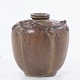 Roxy Klassik 
presents: 
Arne Bang 
/ Holmegaard 
stentøj
Stoneware vase 
glazed in 
brownish shades 
with floral ...