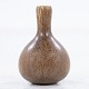 Roxy Klassik 
presents: 
Saxbo / 
Saxbo
Vase with neck 
in a brown 
running glaze. 
Labelled from 
manufacturer.
1 ...