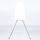 Roxy Klassik 
presents: 
Arne 
Jacobsen / 
Fritz Hansen
AJ 3102 - 
White lacquered 
‘The Tongue’ 
dining chair.
1 pc. ...