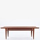 Roxy Klassik 
presents: 
Finn Juhl 
/ France & 
Daverkosen
Elongated 
coffee table in 
teak with 
profiled edges. 
...