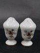 Antikkram 
presents: 
Frijsenborg 
Danish 
porcelain, set 
of salt- and 
pepper castor