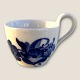 Moster Olga - 
Antik og Design 
presents: 
Royal 
Copenhagen
Braided blue 
flower
High handle 
cup
#10/ 8193
*DKK 100