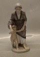 Klosterkælderen 
presents: 
Royal 
Copenhagen 
brownish art 
nouveau 1404 RC 
Mother and 
child Chr. 
Thomsen 1912 28 
cm