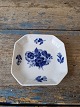 Karstens Antik 
presents: 
Royal 
Copenhagen Blue 
Flower small 
dish no. 8087