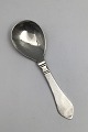 Danam Antik 
presents: 
Early 
Georg Jensen 
826 Silver 
Continental Jam 
Spoon No. 163 
(1904-1908)