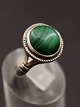 Middelfart 
Antik presents: 
Sterling 
silver ring 
with malachite