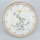 L'Art presents: 
Royal 
Copenhagen 
Flora Danica.
Dinner plate.