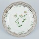 L'Art presents: 
Royal 
Copenhagen 
Flora Danica.
Open lace 
dinner plate.