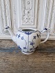 Karstens Antik 
presents: 
Royal 
Copenhagen Blue 
Fluted Half 
Lace Teapot 
Without Lid No. 
611