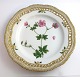 Lundin Antique 
presents: 
Royal 
Copenhagen. 
Flora Danica 
plate. Diameter 
25 cm. (3553). 
(1 quality). 
Geranium ...