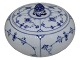 Antik K 
presents: 
Blue 
Fluted Plain
Very rare 
round lidded 
box