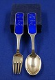 Antikkram 
presents: 
Michelsen 
set Christmas 
spoon and fork 
1964 of Danish 
gilt sterling 
silver