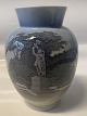 Antik Huset 
presents: 
Royal 
Copenhagen 
vase, 
Landsoldaten 
from Fredericia 
no. 4765