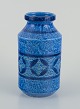 L'Art presents: 
Aldo Londi 
for Bitossi. 
Large vase in 
Rimini blue 
glazed ceramic.