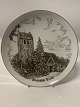 Antik Huset 
presents: 
Bing and 
Grondahl plate.
Brønshøj 
Church.
Decoration no. 
619 4317