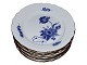 Antik K 
presents: 
Blue 
Flower Curved 
with gold edge
Luncheon plate 
21.8 cm.