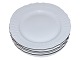 Antik K 
presents: 
White 
curved
Luncheon plate 
21.5 cm. from 
1898-1923