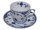 Antik K 
presents: 
Blue 
Fluted Half 
Lace
Small coffee 
cup with inside 
decoration