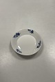 Danam Antik 
presents: 
Royal 
Copenhagen Blue 
Flower Plain 
Bottle Coaster 
No. 8043