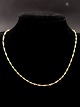 Middelfart 
Antik presents: 
14 carat 
gold necklace