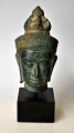 Pegasus – Kunst 
- Antik - 
Design 
presents: 
Buddha 
bust in bronze, 
20th century.