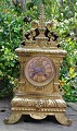 Pegasus – Kunst 
- Antik - 
Design 
presents: 
French 
bronze mantel 
clock, 19th 
century.