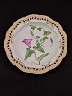 Middelfart 
Antik presents: 

Royal 
Copenhagen 
Flora Danica 
plate 20/3574