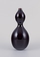 L'Art presents: 

Nils 
Thorsson for 
Royal 
Copenhagen.
Unique 
stoneware vase, 
double 
gourd-shaped.