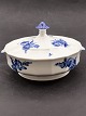 Middelfart 
Antik presents: 

Royal 
Copenhagen Blue 
Flower in a 
dish 10/8535